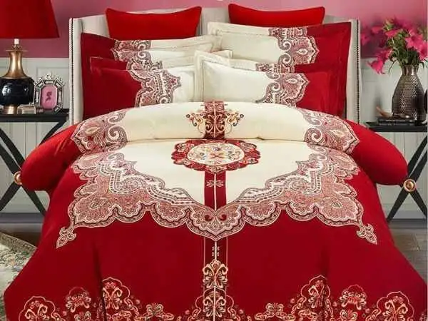 red and white bedroom decorating ideas